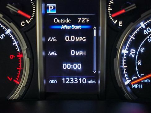 Used 2020 Toyota 4Runner TRD Pro AWD/4WD image 9