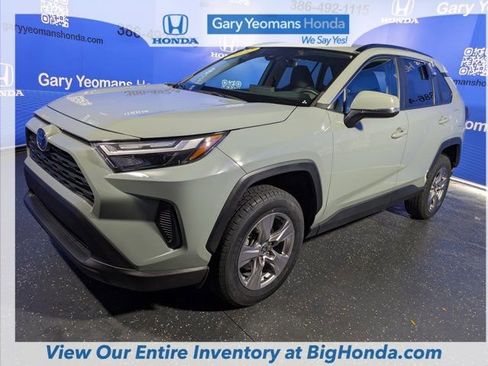 Used 2022 Toyota RAV4 XLE image 10
