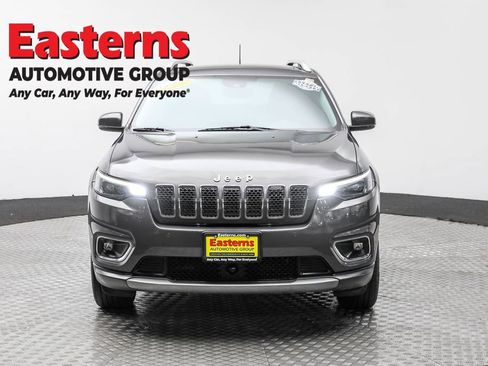 Used 2021 Jeep Cherokee Limited image 2