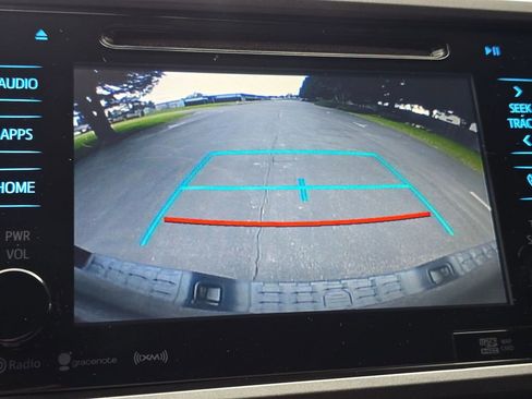 Used 2017 Toyota Tacoma SR5 image 36