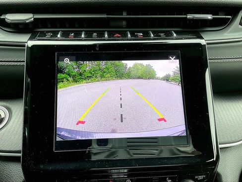 Certified 2023 Jeep Grand Cherokee Altitude AWD/4WD image 14