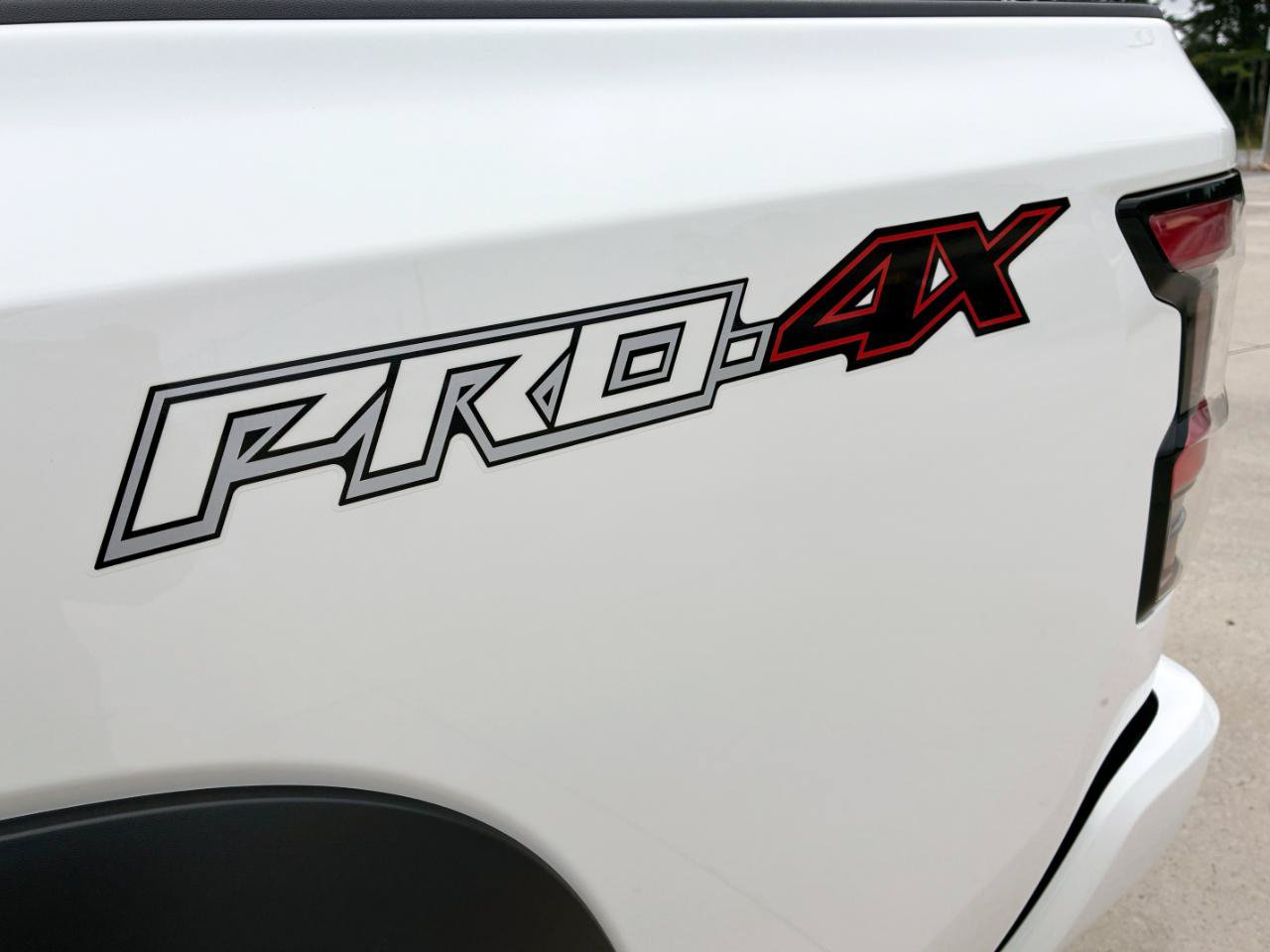 Used 2026 Nissan Frontier PRO-4X AWD/4WD image 28