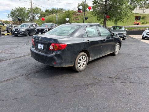 Used 2009 Toyota Corolla FWD image 7
