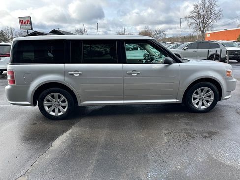 Used 2012 Ford Flex SE image 5