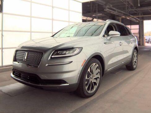 Used 2022 Lincoln Nautilus Reserve w/ Equipment Group 201A AWD/4WD image 1