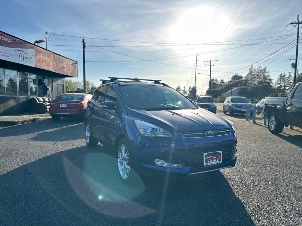 Used 2014 Ford Escape Titanium w/ Equipment Group 401A AWD/4WD image 4