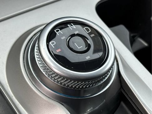 Used 2023 Ford Explorer XLT image 20