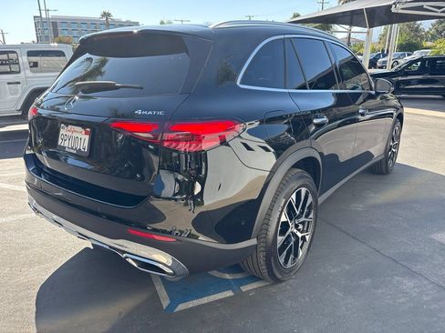 Used 2025 Mercedes-Benz GLC 350e 4MATIC image 4