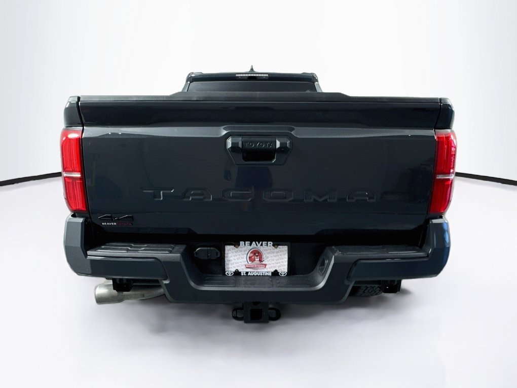 Used 2025 Toyota Tacoma TRD Off-Road AWD/4WD image 8