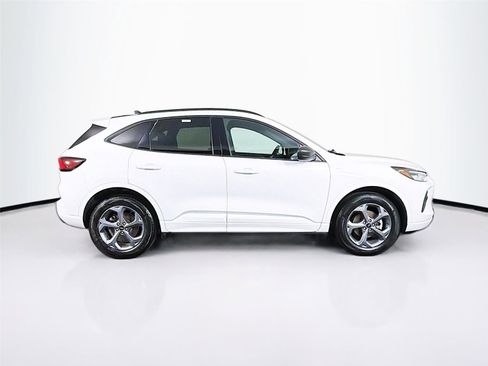 Used 2023 Ford Escape ST-Line w/ Tech Pack #1 image 8