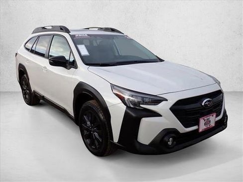 Used 2025 Subaru Outback Onyx Edition image 6