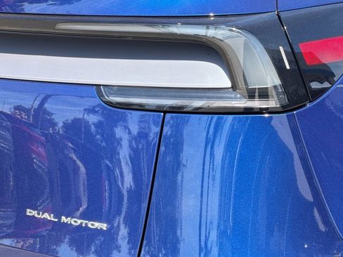 Used 2026 Tesla Model Y Long Range image 31