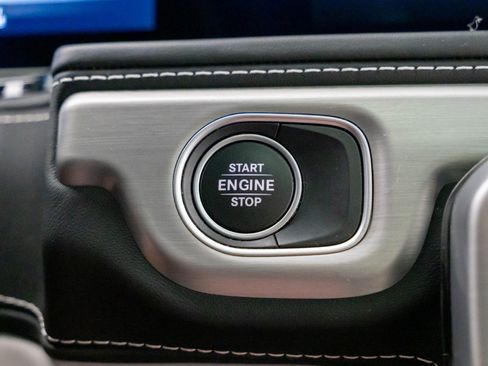 Used 2023 Mercedes-Benz G 550 image 23