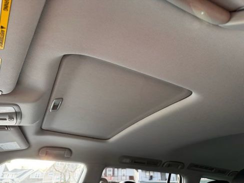 Used 2017 Nissan Armada SL image 12