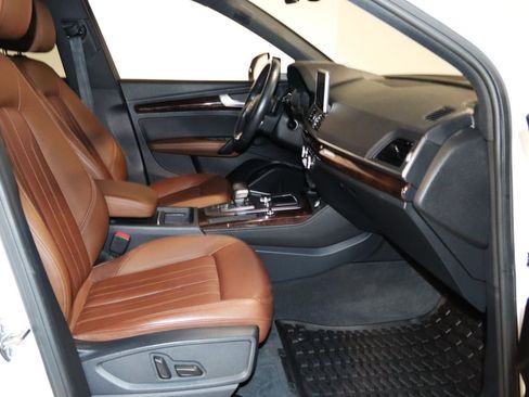 Used 2019 Audi Q5 2.0T Premium Plus w/ Premium Plus Package AWD/4WD image 54