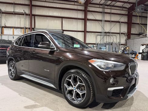 Used 2016 BMW X1 xDrive28i AWD/4WD image 1