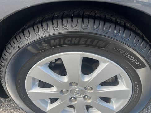 Used 2007 Toyota Camry XLE FWD image 10
