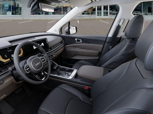 New 2026 Kia Carnival EX FWD image 17