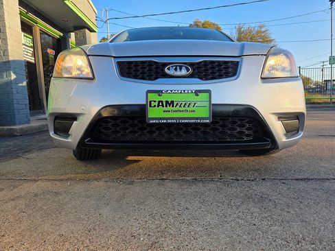 Used 2010 Kia Rio5 w/ Value Pkg image 58