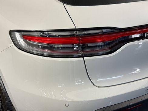 Used 2022 Porsche Macan S w/ Premium Package Plus AWD/4WD image 35