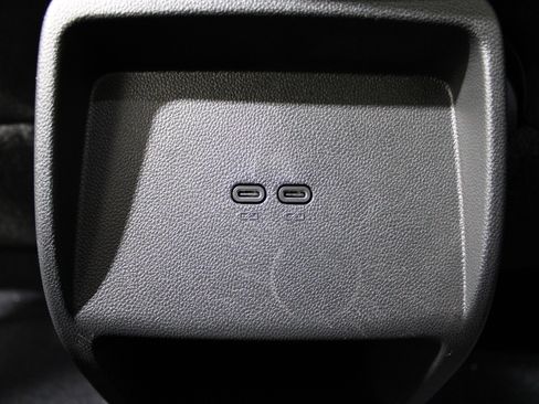 New 2026 Chevrolet Equinox EV LT image 27