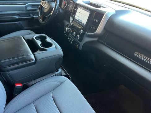 Used 2022 RAM 1500 Big Horn AWD/4WD image 16