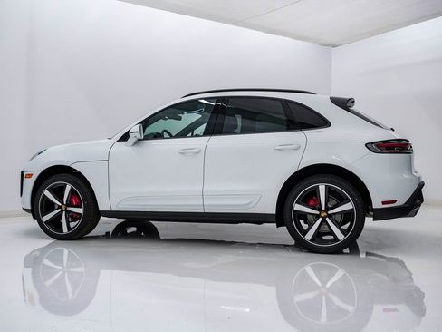 New 2026 Porsche Macan S image 2