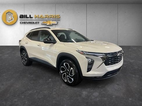 New 2026 Chevrolet Trax RS FWD image 9