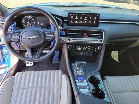 Used 2025 Genesis G70 2.5T w/ Sport Prestige Package image 8