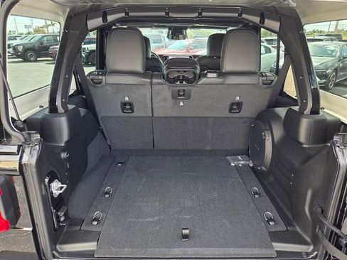 New 2026 Jeep Wrangler Sahara AWD/4WD image 10