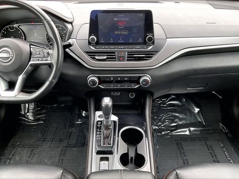 Used 2023 Nissan Altima 2.5 SR image 7