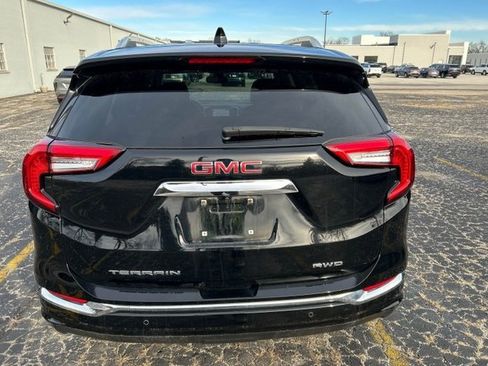 Used 2022 GMC Terrain Denali image 3