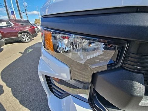 Used 2024 Chevrolet Silverado 1500 Custom image 57
