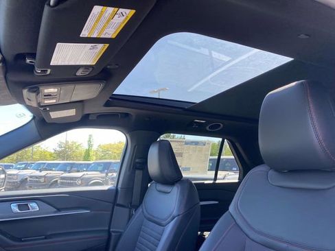 New 2026 Ford Explorer ST-Line AWD/4WD image 12