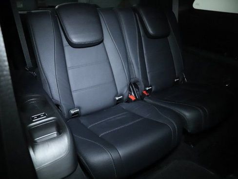 Used 2022 Mercedes-Benz GLS 450 4MATIC image 37