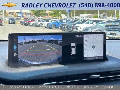 Used 2025 Genesis GV70 2.5T AWD/4WD image 9
