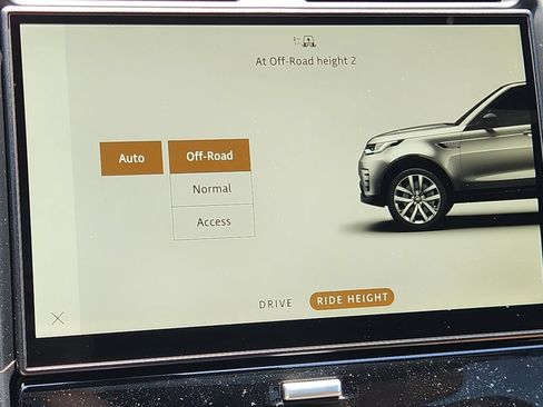 New 2026 Land Rover Discovery Limited Edition AWD/4WD image 26