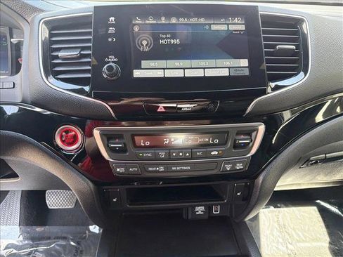 Used 2019 Honda Passport Touring image 18