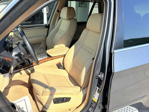 Used 2011 BMW X5 xDrive50i AWD/4WD image 10