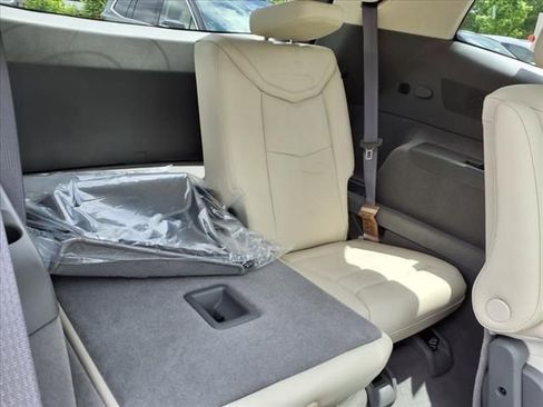 New 2025 Cadillac XT6 Premium Luxury image 23