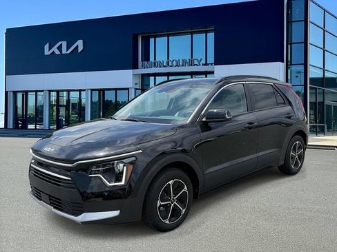 New 2026 Kia Niro EX FWD image 3
