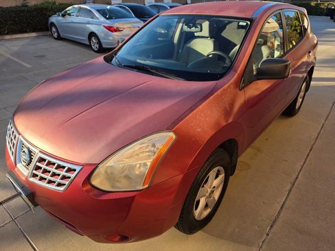 Used 2010 Nissan Rogue S w/ 360 Degree Value Pkg image 3