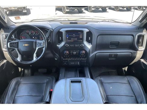 Used 2019 Chevrolet Silverado 1500 LTZ AWD/4WD image 17