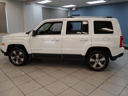 Used 2017 Jeep Patriot High Altitude AWD/4WD image 7