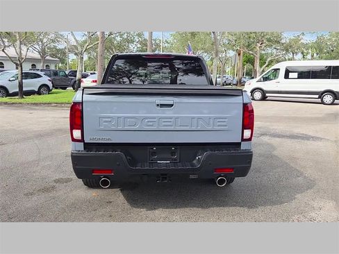Used 2025 Honda Ridgeline Black Edition image 44