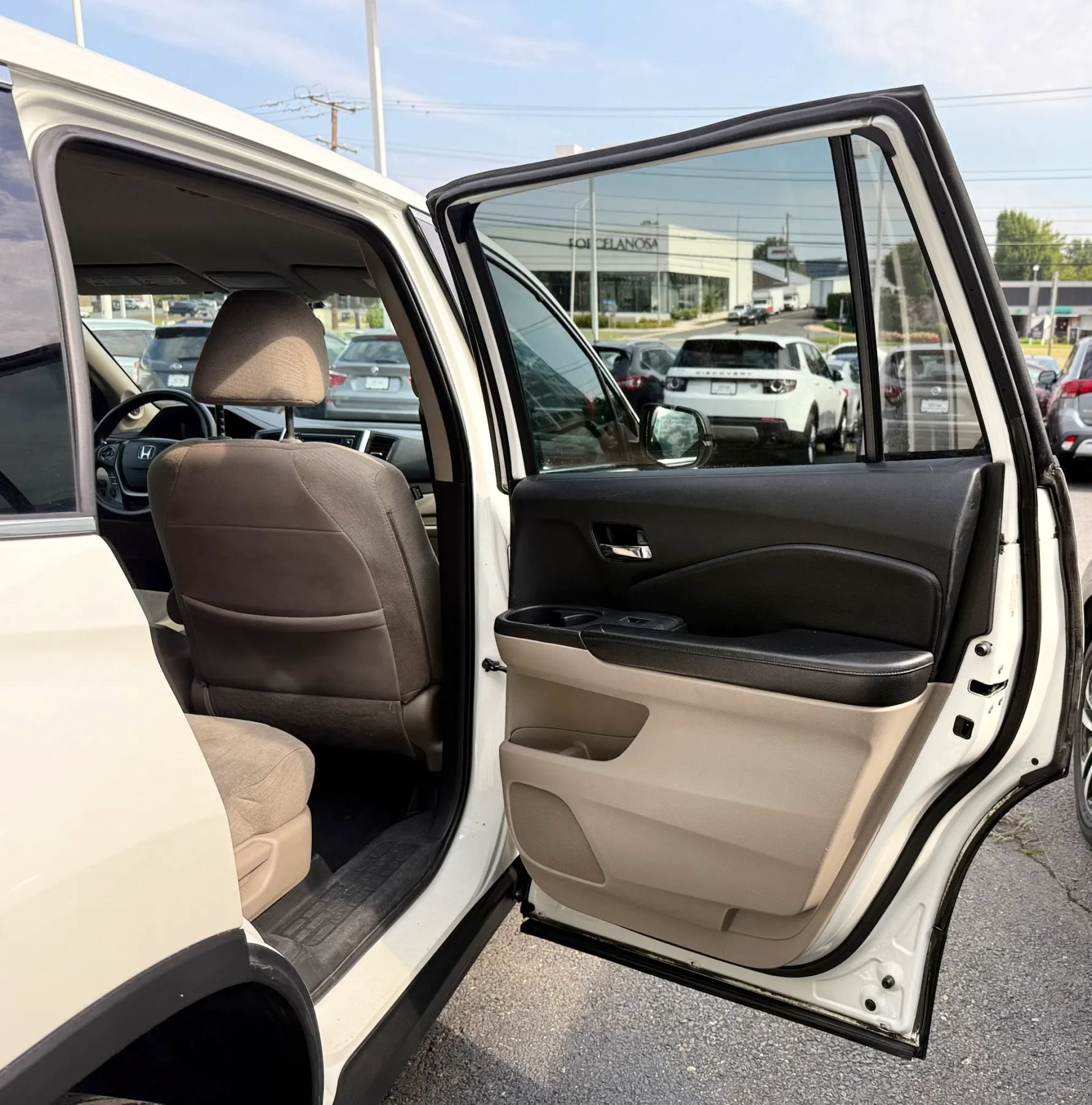 Used 2016 Honda Pilot LX image 27