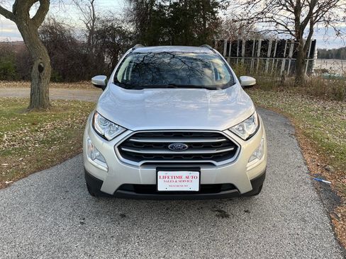 Used 2020 Ford EcoSport SE w/ SE Convenience Package image 8