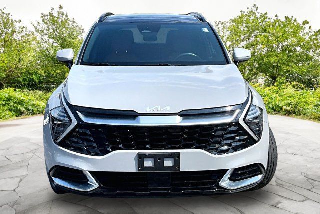 Used 2025 Kia Sportage SX FWD image 3