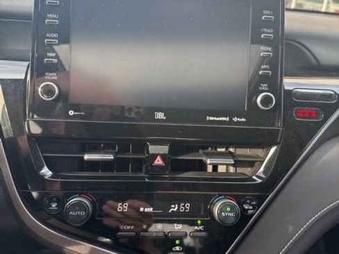 Used 2023 Toyota Camry XSE w/ Navigation Package image 10
