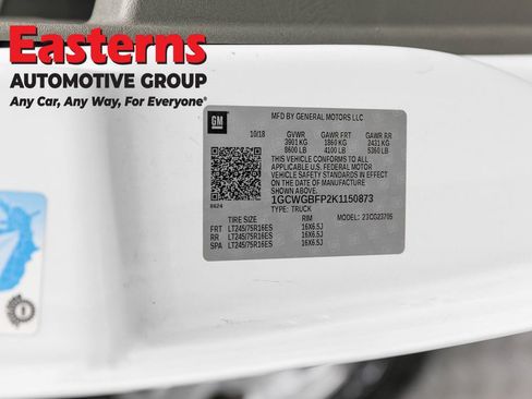 Used 2019 Chevrolet Express 2500 Extended RWD image 31